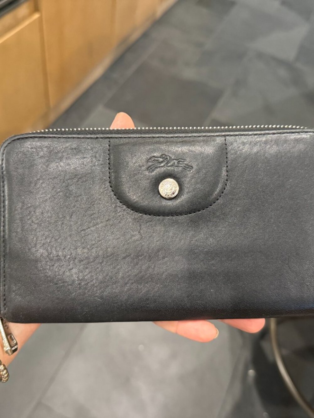 Longchamp Black Leather Zip Around Continental Wallet Horse Logo 12 Card Slots